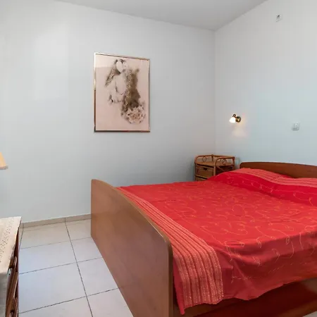 2 Bedroom In Dramalj