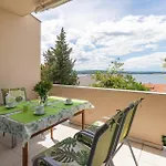2 Bedroom In Lejlighed *